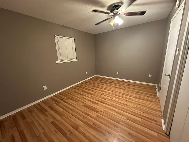 4345 Carter Creek Pkwy #6 — Photo 7