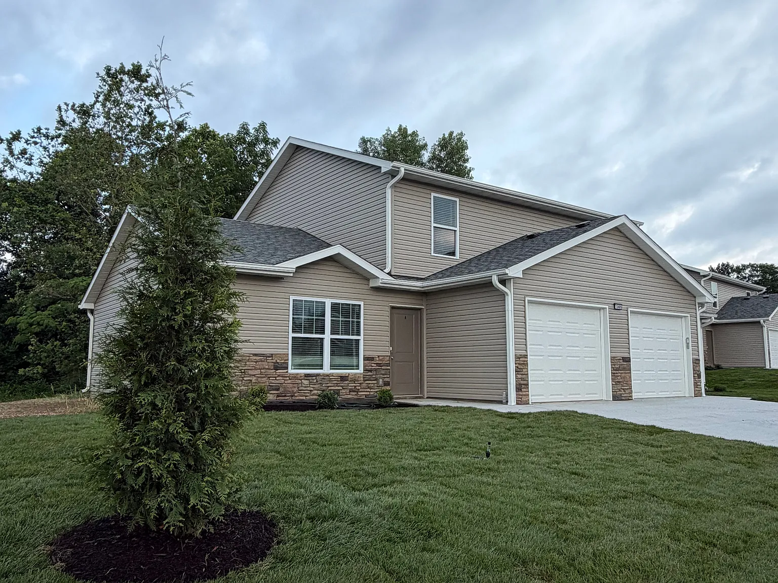 3 bed, 1620 sqft, $1,500 — Photo 1