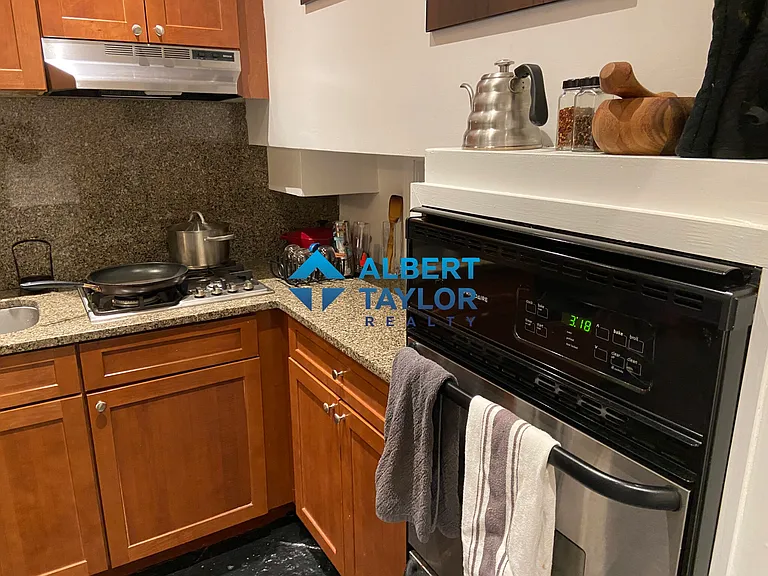Kitchen (Occupied)