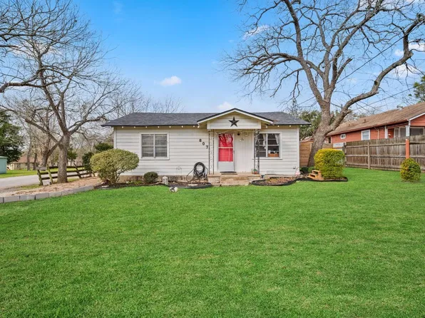 807 Burleson St, Brenham, TX 77833