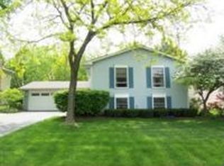 1035 Freeman Rd, Hoffman Estates, IL 60192