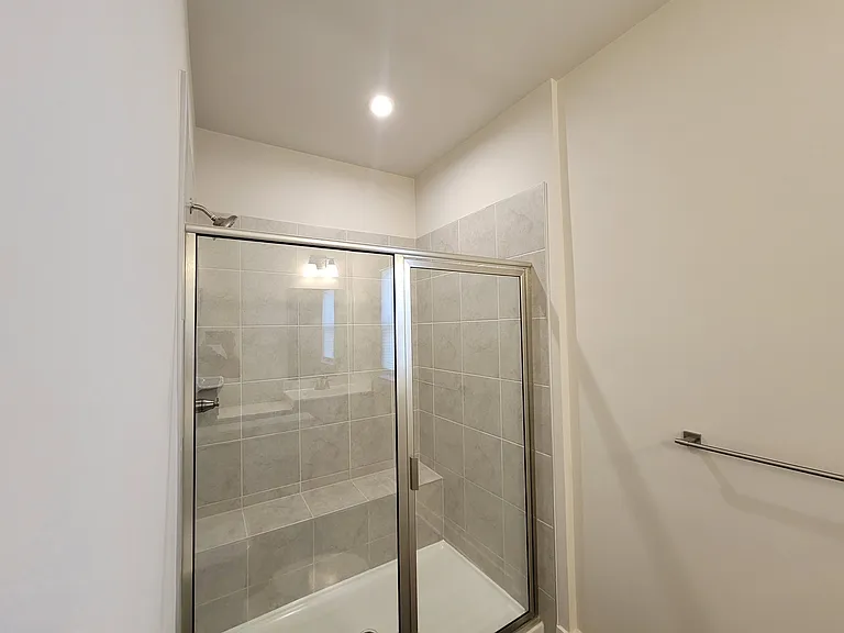 8667 Shady Pines Dr — Photo 23