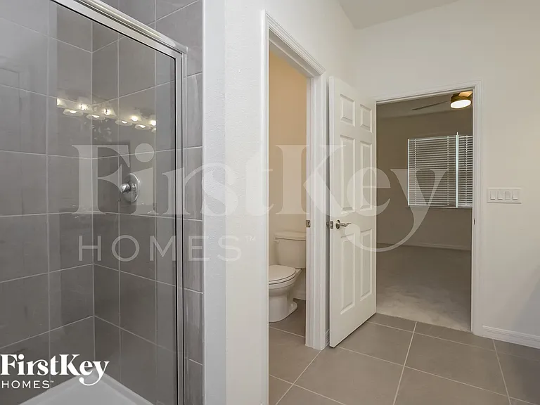 356 Corbel Ln — Photo 9