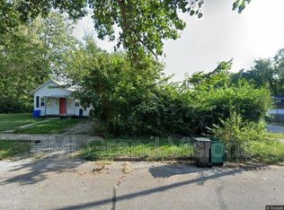 1057 W Howard St, Decatur, IL 62522