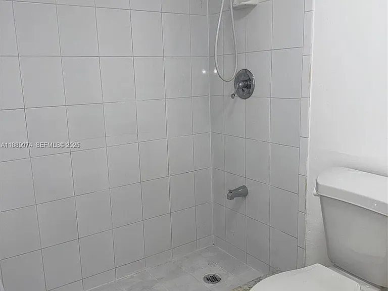 3945 SW 89th Ave #201 — Photo 20