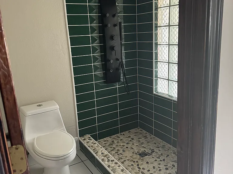 330 E Barbarita Ave — Photo 5