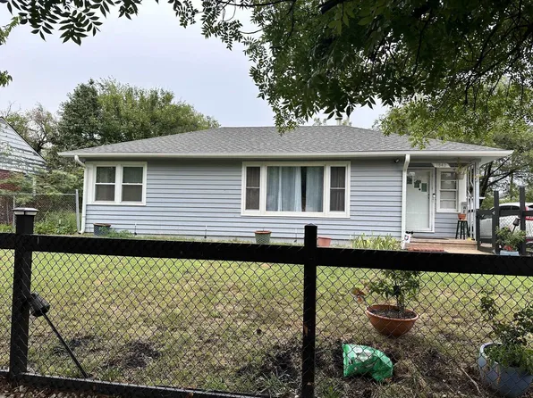 1842 N Estelle Ave, Wichita, KS 67214