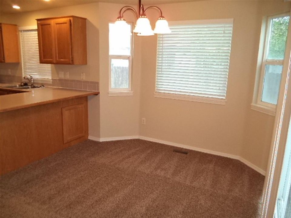 1st image of 637 Driftwood Ln