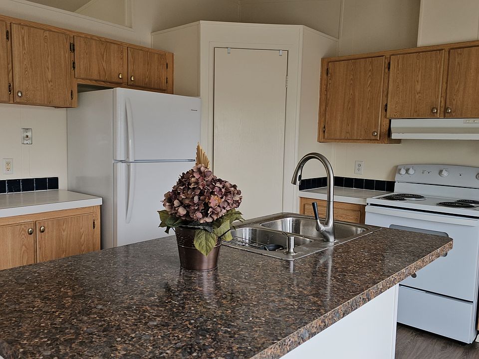 Large kitchen