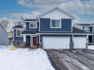 6882 93rd St S, Cottage Grove, MN 55016