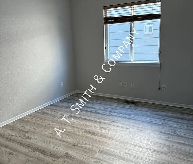 18296 Kinney Creek Way — Photo 14
