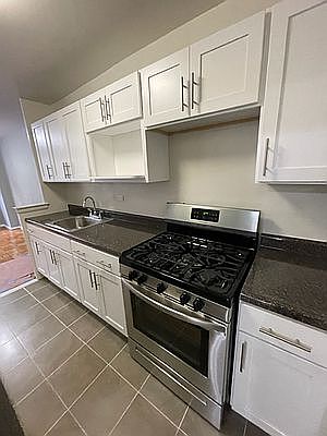 3rd image of 580 Flatbush Ave APT 1N