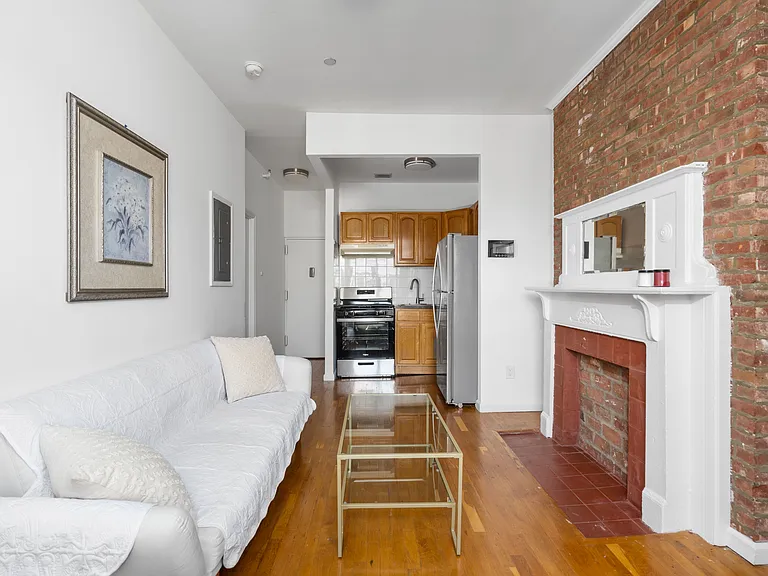 107 W 120th St #4F — Photo 2