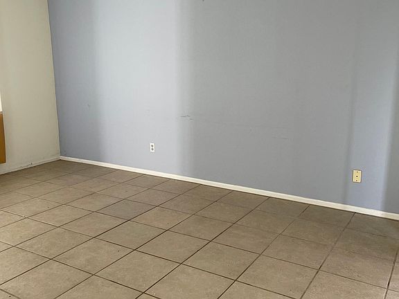 3rd image of 300 Rotonda Blvd W