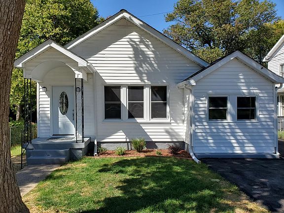 3rd image of 221 Lincoln Ave