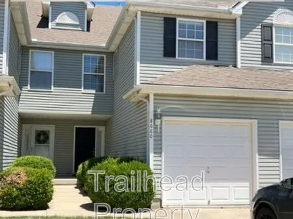 8660 NE 97th Ter, Kansas City, MO 64157