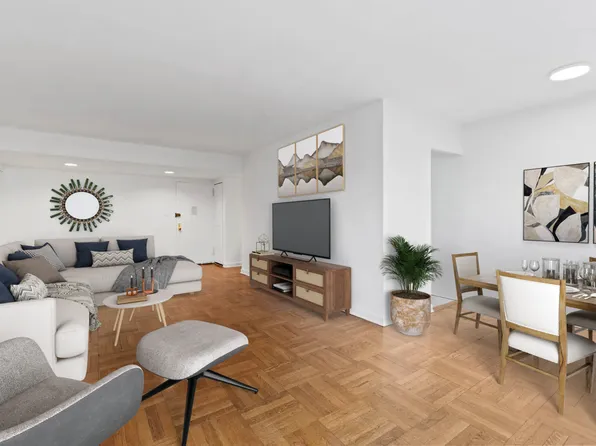 233 East 70th Street 10T image 2 of 14