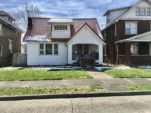 3005 Merrill Ave photo 1
