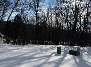 14 Princess Dr #17, Zion Grove, PA 17985