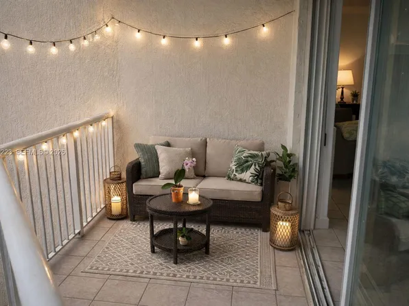 280 SW 20th Rd APT 504, Miami, FL 33129