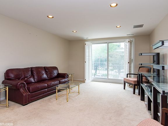 3rd image of 7601 Lincoln Ave APT 203