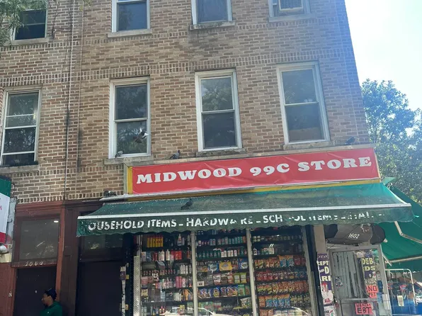 1602 Avenue H image 1 of 8