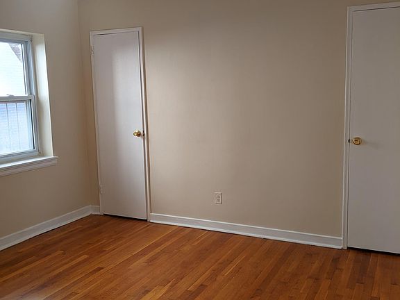 4th image of 40 Glenwood Ave APT 2D