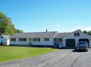 65 W Ridge Rd, Cornville, ME 04976