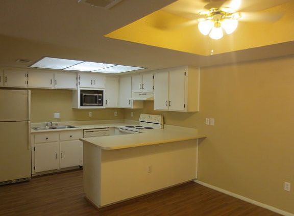 5th image of 8155 E Roosevelt St Unit 132