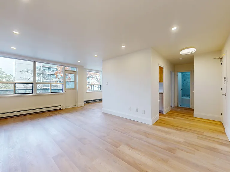 1 Marquette Ave — Photo 64