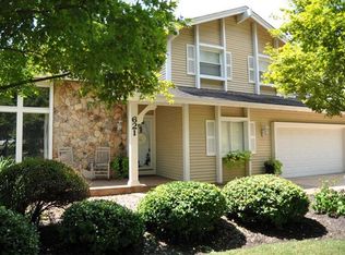 621 Lakeview Rd, Lake Saint Louis, MO 63367