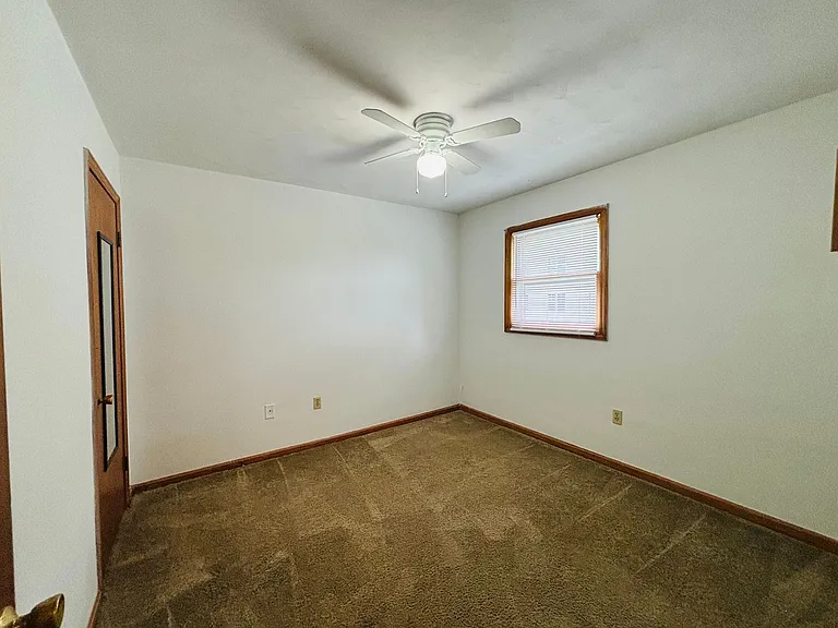 106 Lucas Dr #5 — Photo 9