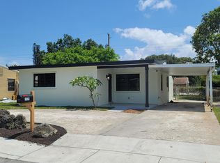 1325 W 24th St, Riviera Beach, FL 33404