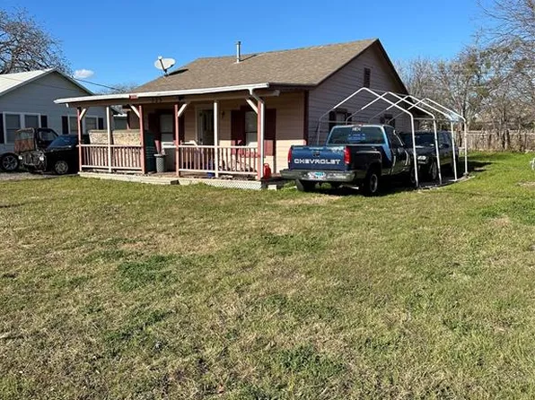525 W Vaughan Street, Bertram, TX 78605