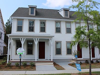 1st image of 238 Oak Park St