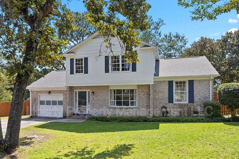5406 Leesburg Ct