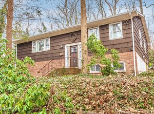 92 Old Northport Rd, Huntington, NY 11743