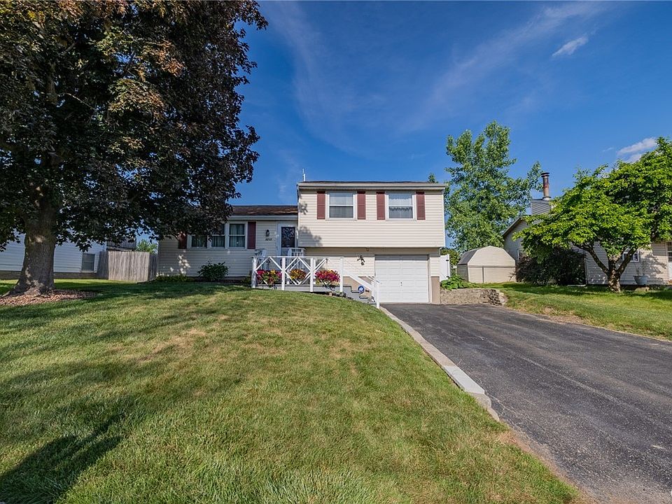 1st image of 8235 Lucchesi Dr