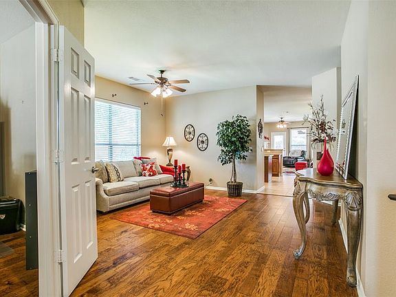 4th image of 6716 Algarve Dr