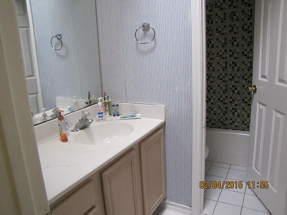 4th image of 2822 Saint Peter St