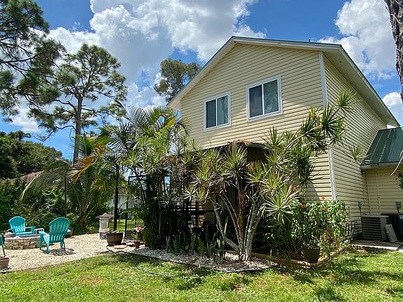 4th image of 17375 W Carnegie Cir