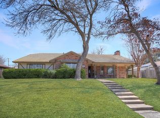 1409 Ems Rd W, Fort Worth, TX 76116