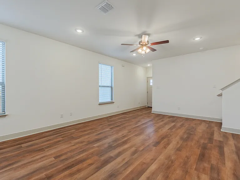 7612 Briarwood Pass #102 — Photo 5