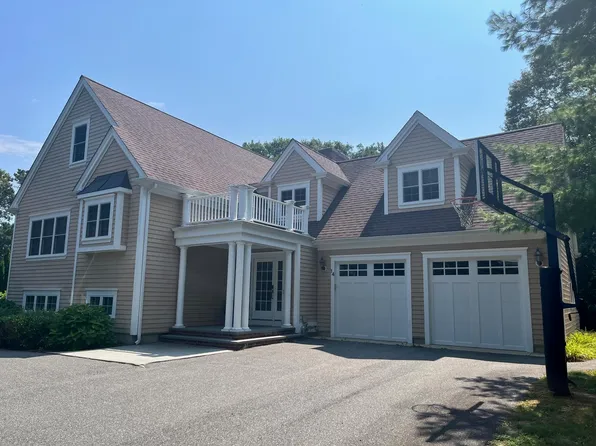 14 Inkberry Lane, North Falmouth, MA 02556