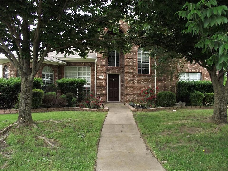 1st image of 3712 Blossom Dr
