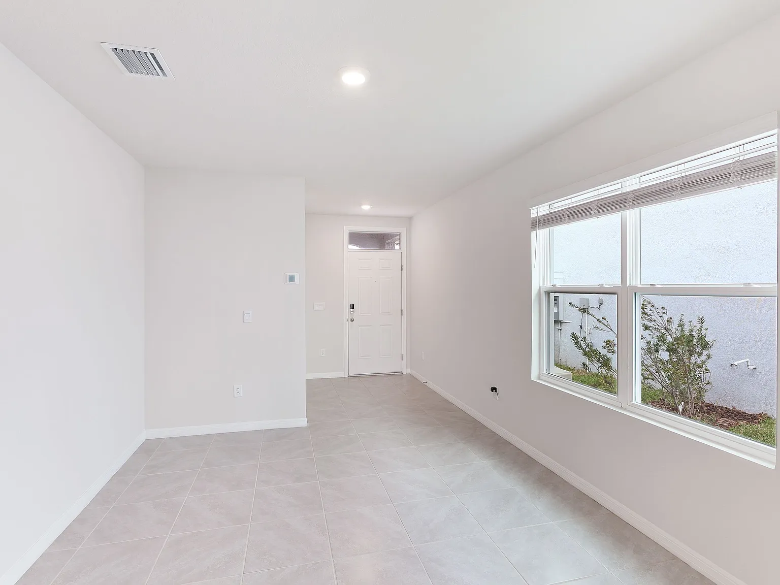 3 bed, 2.0 bath, 1508 sqft, $3,100 — Photo 2