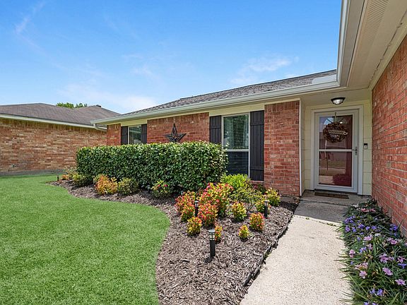 3rd image of 2355 Farriers Bend Dr