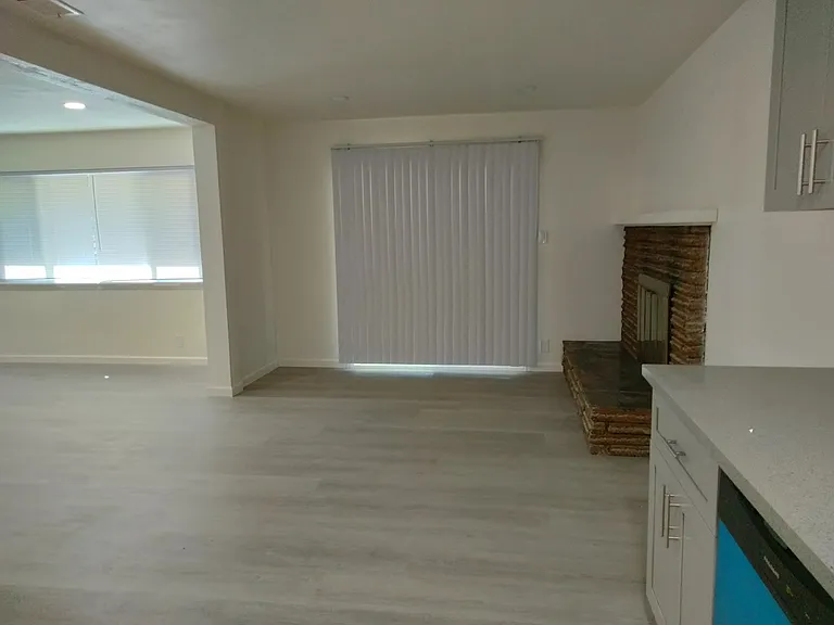 1028 Durness Pl — Photo 6