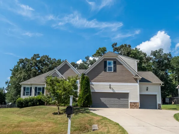 98 Hazelnut Ln, Smithfield, NC 27577
