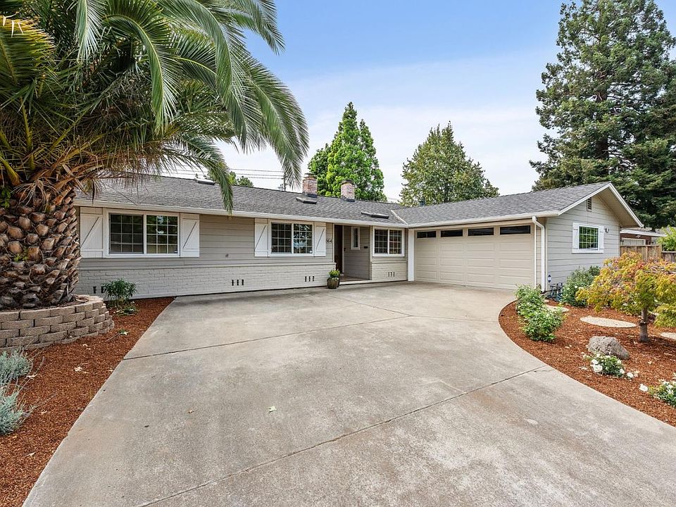 1st image of 864 Louise Dr